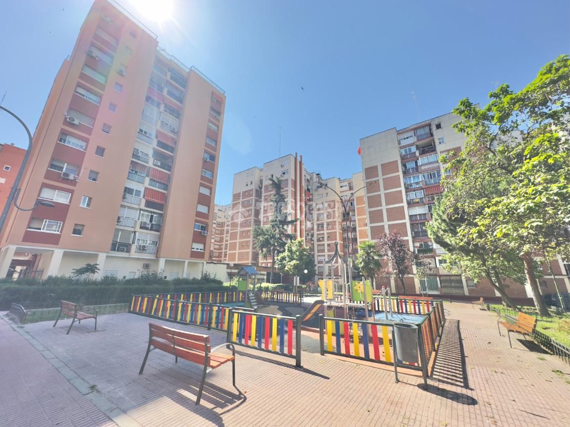 Exterior view of Flat for sale in Móstoles  with Heating, Private garden and Terrace
