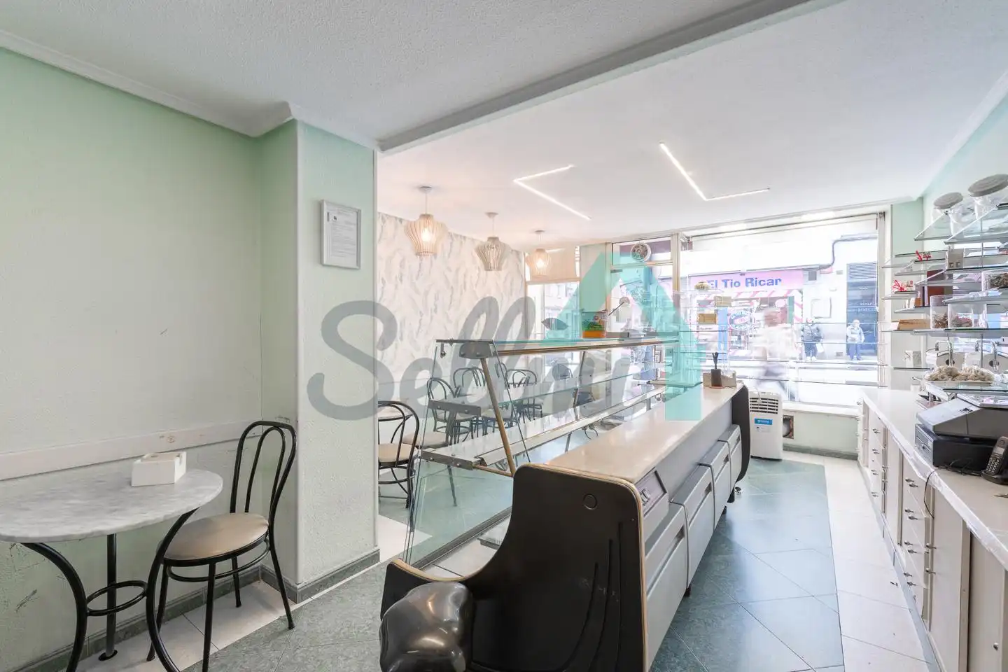 Local comercial de lloguer a Baldomero Fernández, imagen 4
