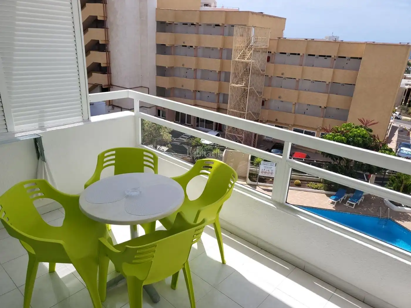 Apartamento con piscina en venta en Calle Venezuela 605, imagen 3