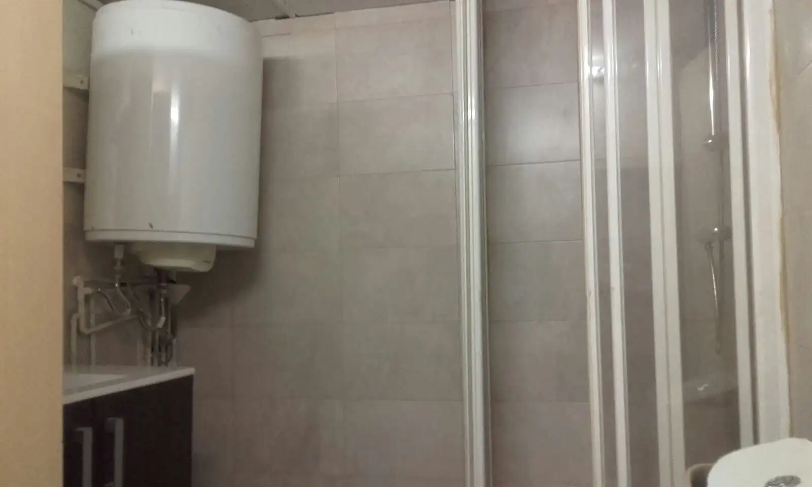 Baño de Local en venta en Errenteria con Calefacción, Amueblado y Alarma