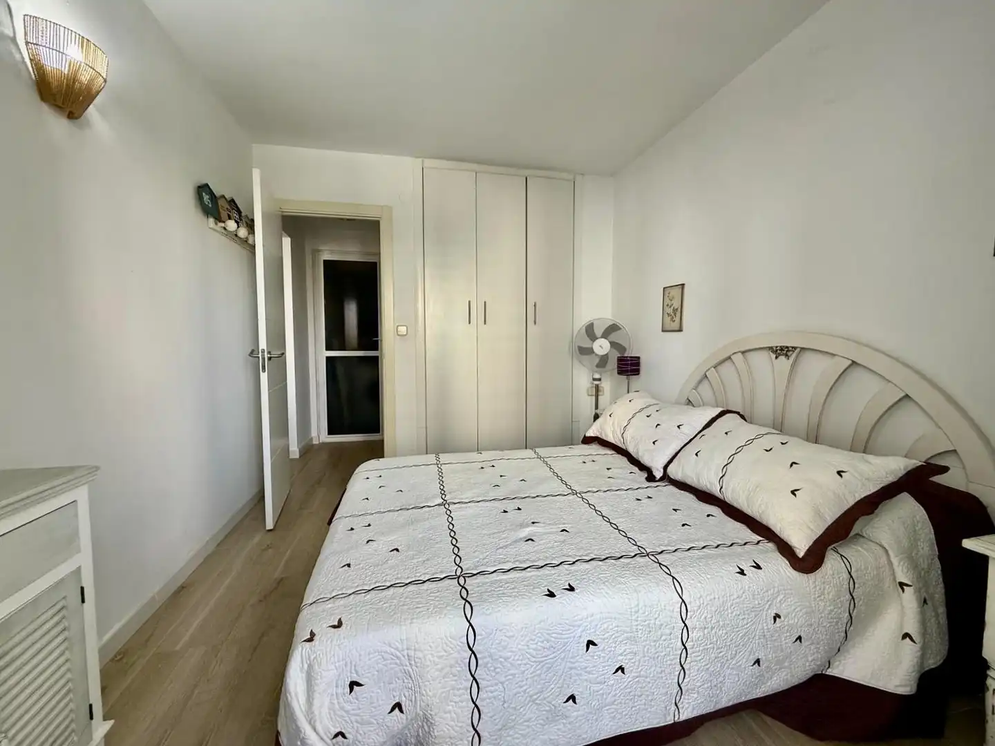 Habitación de Apartamento en venta en Benidorm con Jardín privado, Terraza y Amueblado