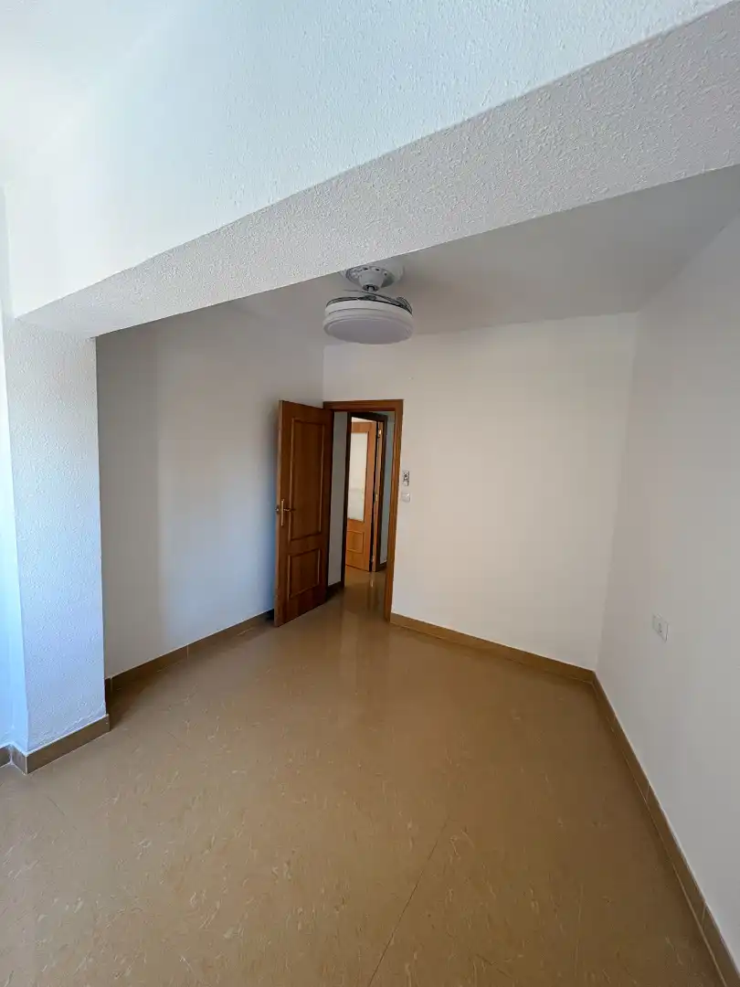 Habitación de Piso de alquiler en Ontinyent con Trastero y Amueblado