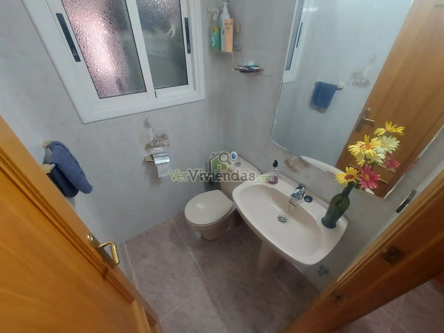 Baño de Casa o chalet en venta en Vallirana con Calefacción, Jardín privado y Terraza