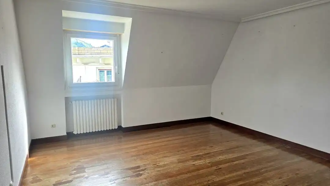 Piso de alquiler en Gros