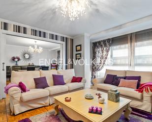 Living room of Apartment for sale in Gijón   with Air Conditioner, Heating and Parquet flooring