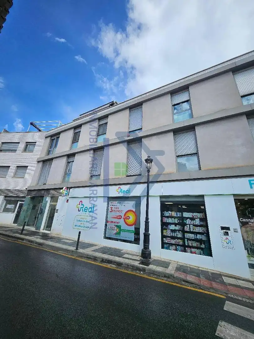 Vista exterior de Piso en venta en Ogíjares con Aire acondicionado, Calefacción y Parquet
