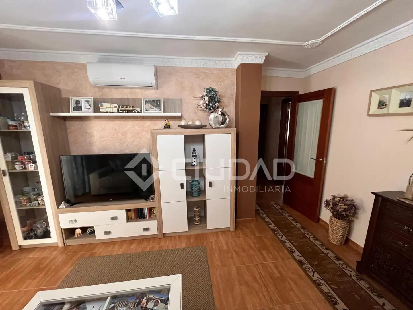 Living room of Flat for sale in Sanlúcar de Barrameda  with Air Conditioner and Balcony