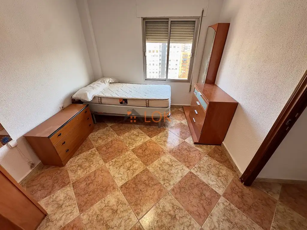Bedroom of Flat for sale in Málaga