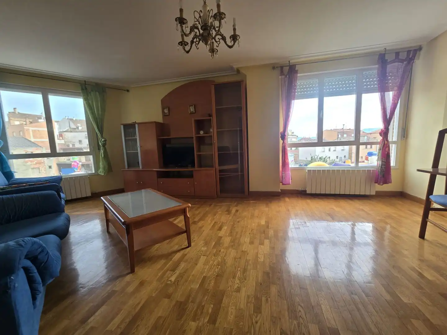 Sala de estar de Dúplex en venta en Villamediana de Iregua con Calefacción y Amueblado