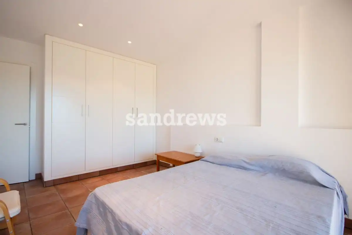 Schlafzimmer von Country house zum Verkauf in Darnius mit Klimaanlage, Heizung und Privatgarten