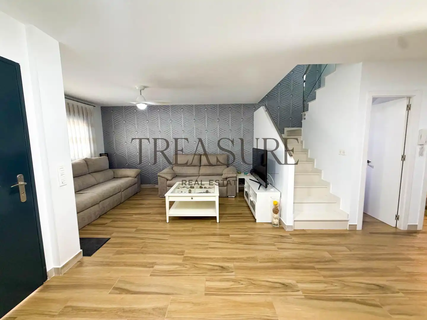 Sala de estar de Casa o chalet en venta en Pilar de la Horadada con Calefacción, Jardín privado y Terraza