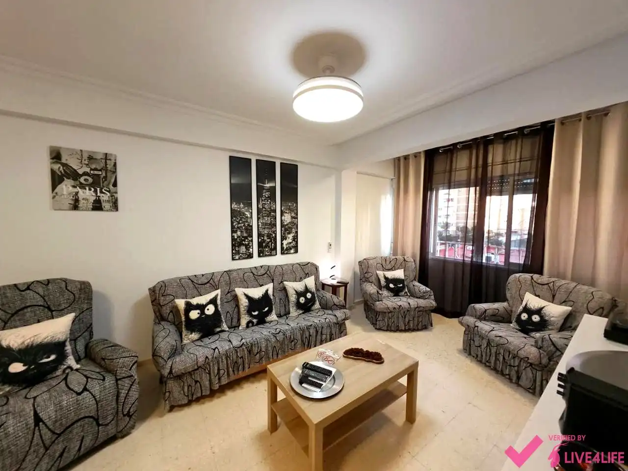 Sala de estar de Piso para compartir en Sevilla con Amueblado