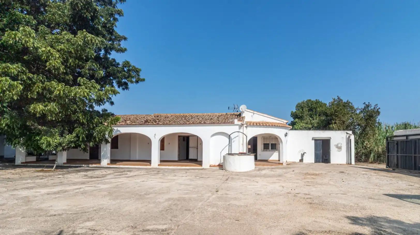 Villa avec piscine à vendre à Las Marinas / Les Marines