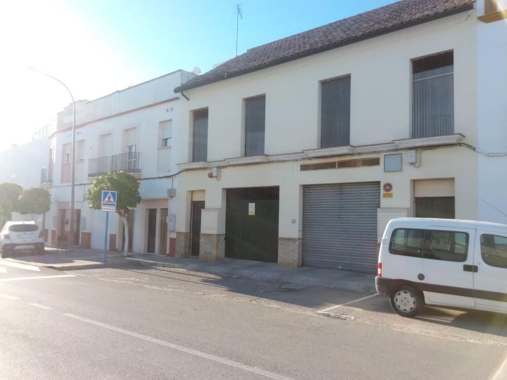 Exterior view of Garage for sale in Arahal