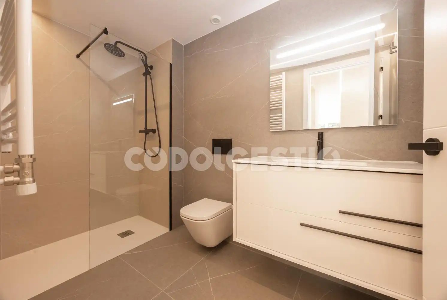 Flat for sale in Ronda Camprodon, 38, Nord