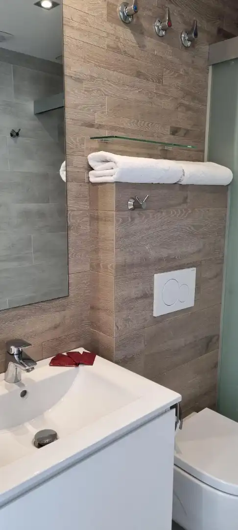 Bathroom of Detached homes for sale in L'Estartit  with Air Conditioner, Terrace and Swimming Pool