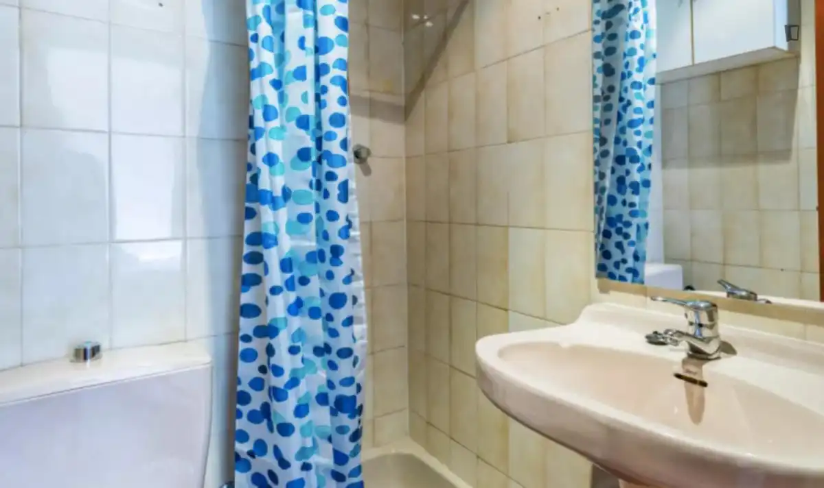 Room in Nou Campanar