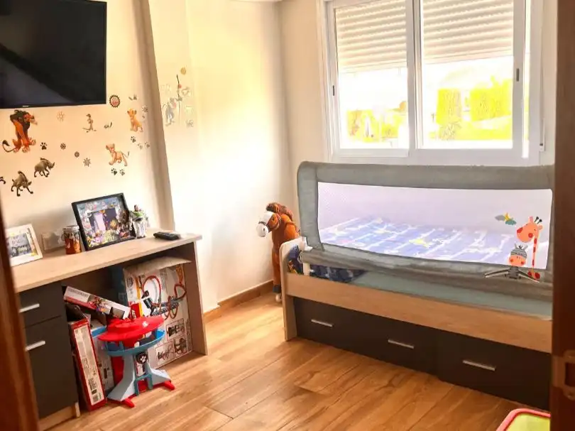 Dormitori de Casa o xalet en venda en Finestrat amb Aire condicionat, Terrassa i Balcó