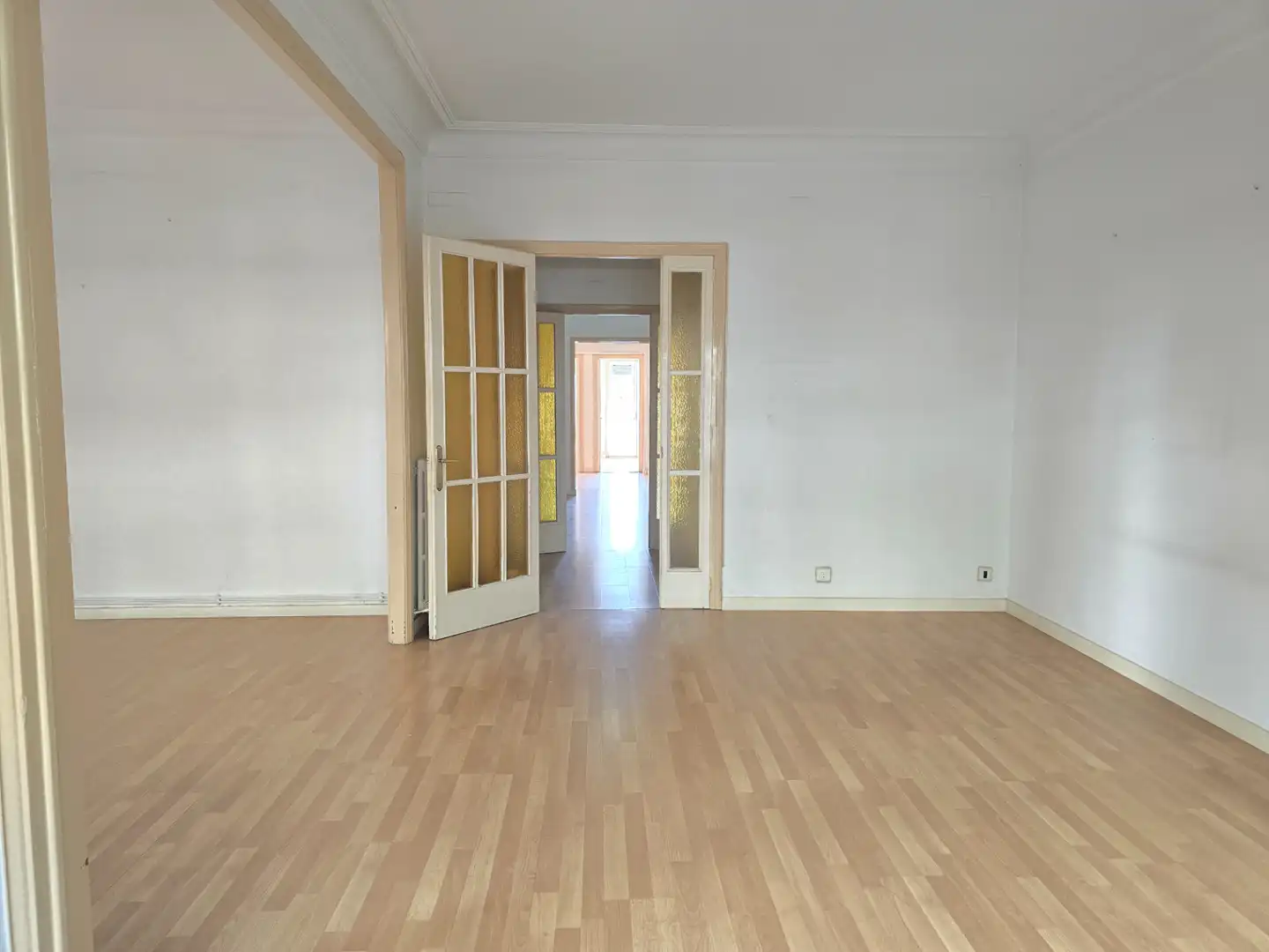Sala de estar de Piso en venta en Sabadell con Calefacción, Parquet y Balcón
