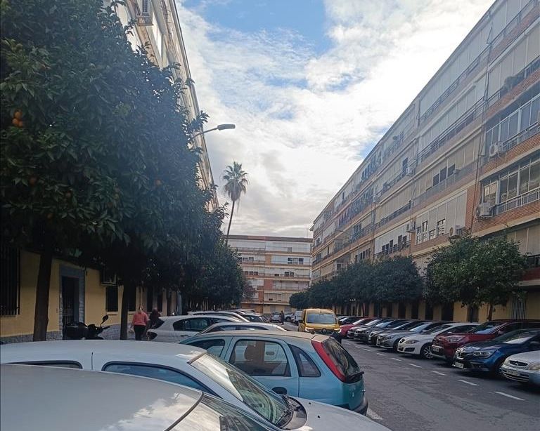 Vista exterior de Pis en venda en  Sevilla Capital