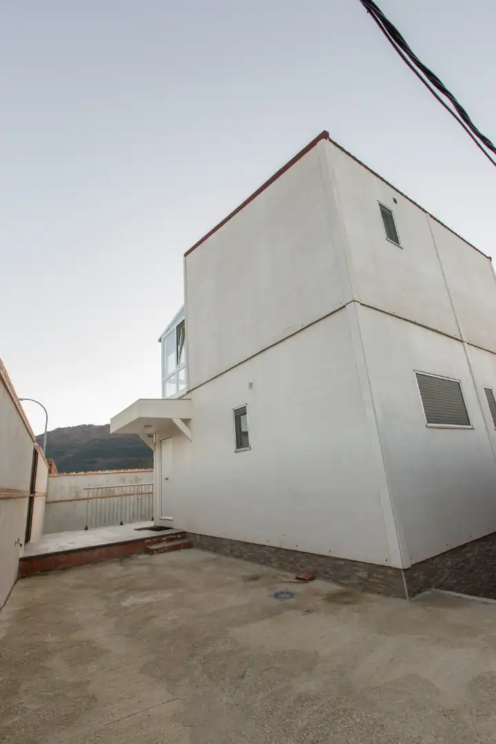 Vista exterior de Casa o xalet en venda en Hontanar amb Calefacció i Terrassa