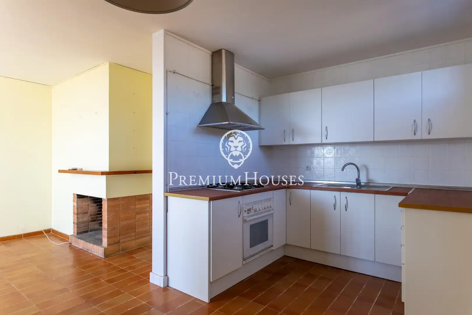 Küche von Haus oder Chalet zum Verkauf in Argentona mit Parkett