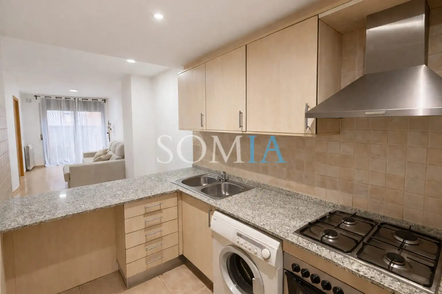 Cocina de Piso en venta en Sant Celoni con Calefacción, Horno y Balcón