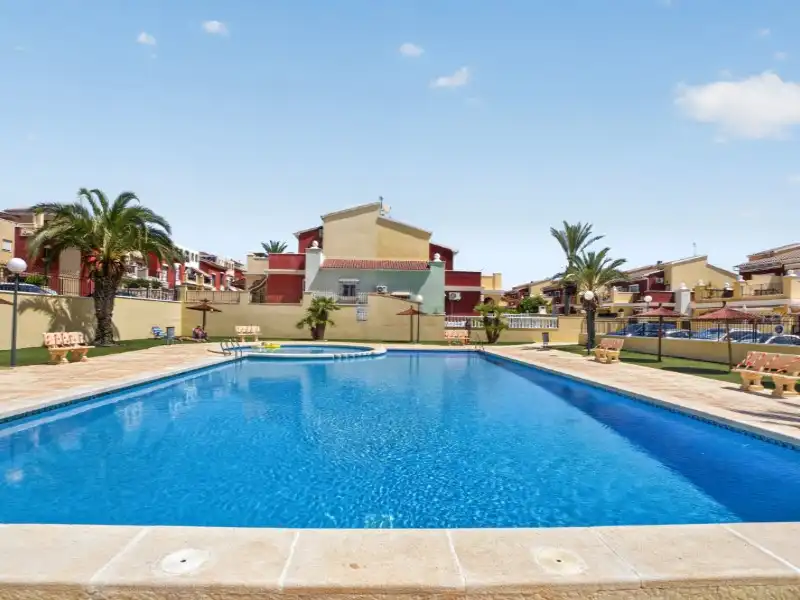 Adossat amb piscina en venda a Nueva Torrevieja - Aguas Nuevas, imagen 36