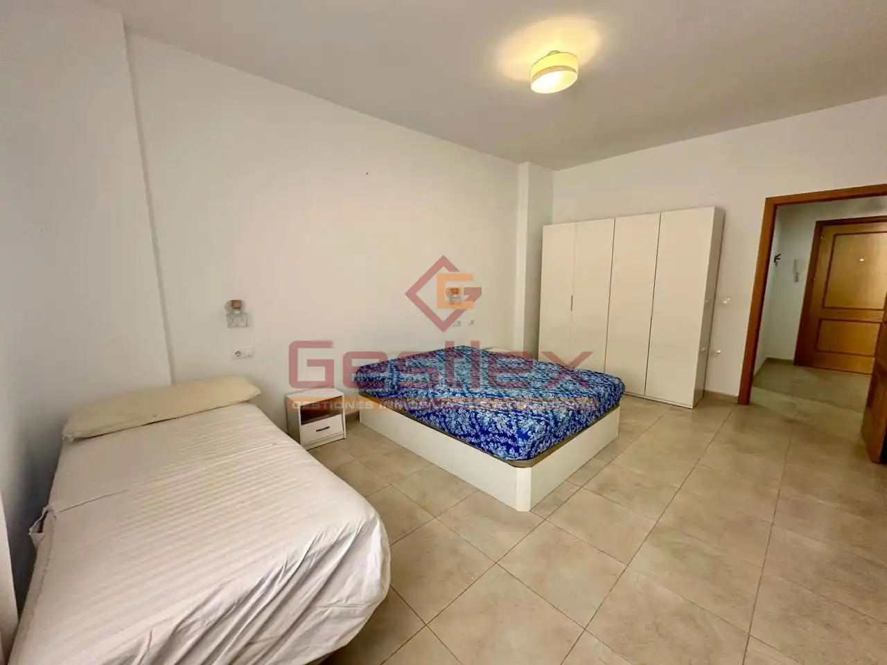 Habitación de Piso en venta en Almendralejo con Amueblado