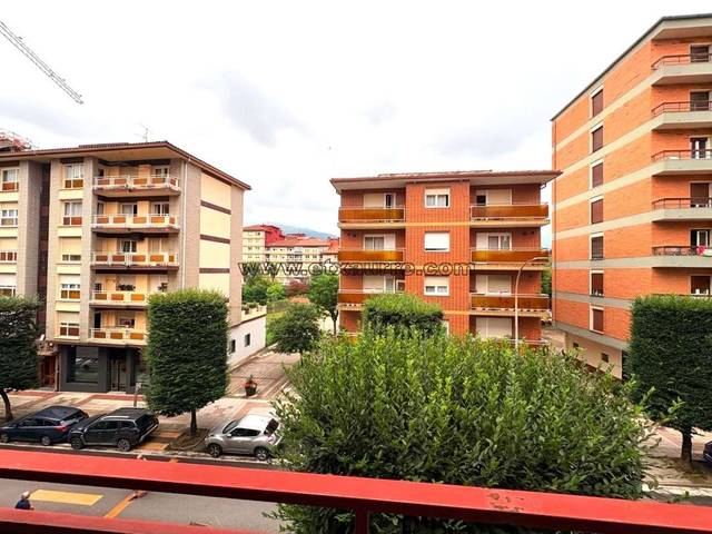 Piso en Venta en Laudio / Llodio
