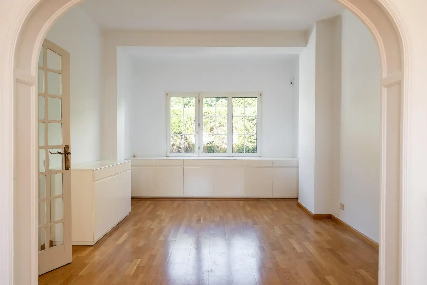 Sala de estar de Casa o chalet de alquiler en Barcelona con Calefacción, Parquet y Terraza