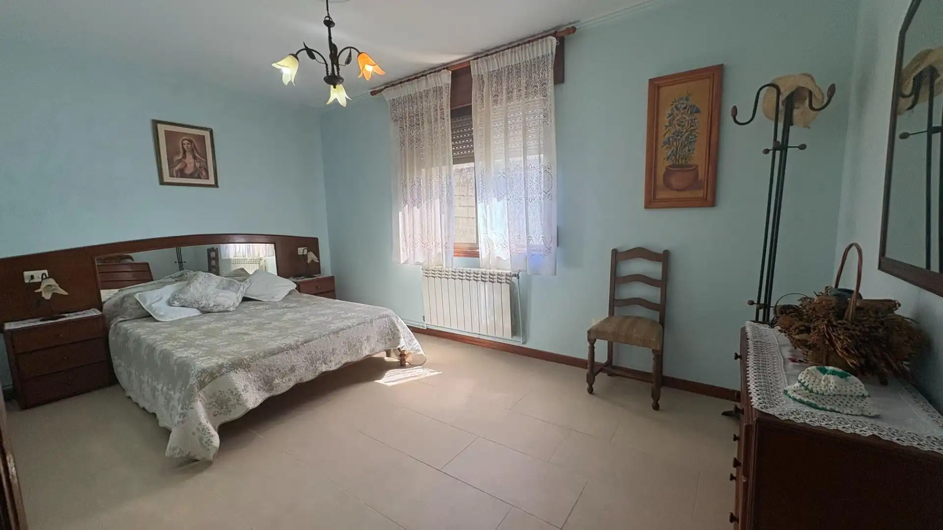 Dormitori de Casa o xalet en venda en Mugardos amb Calefacció