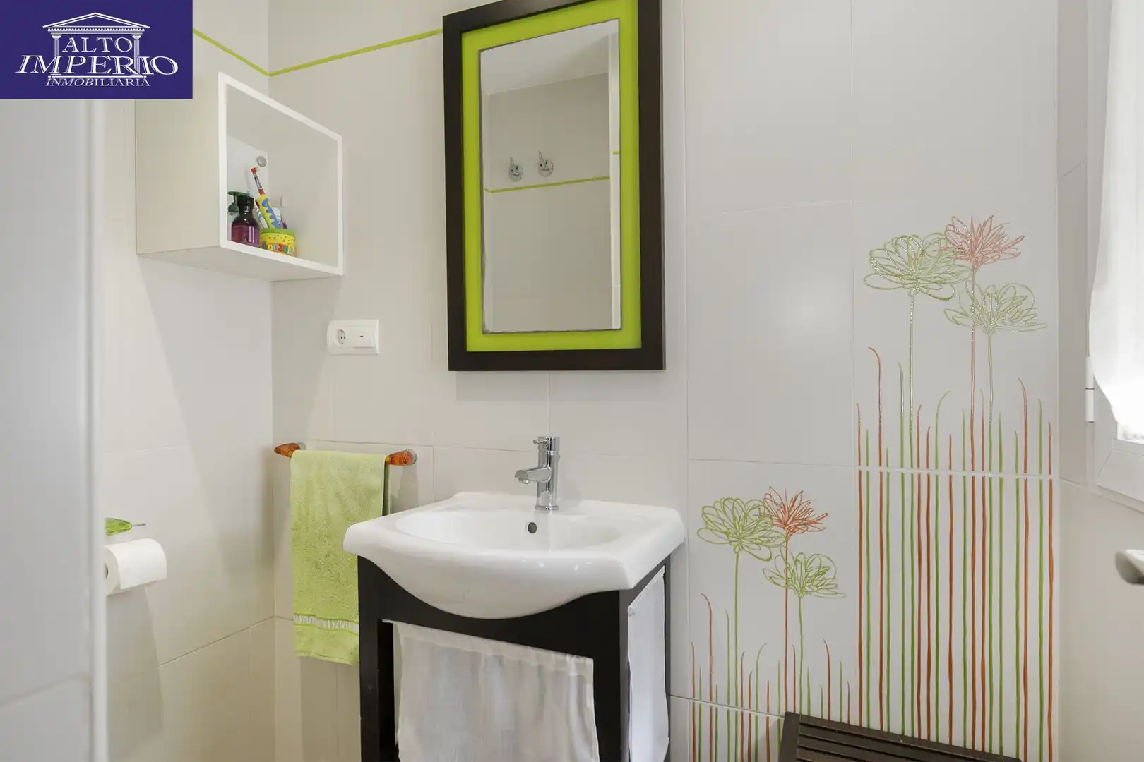 Casa a schiera con terrazza in vendita a 22 Calle Pensamiento, imagen 8