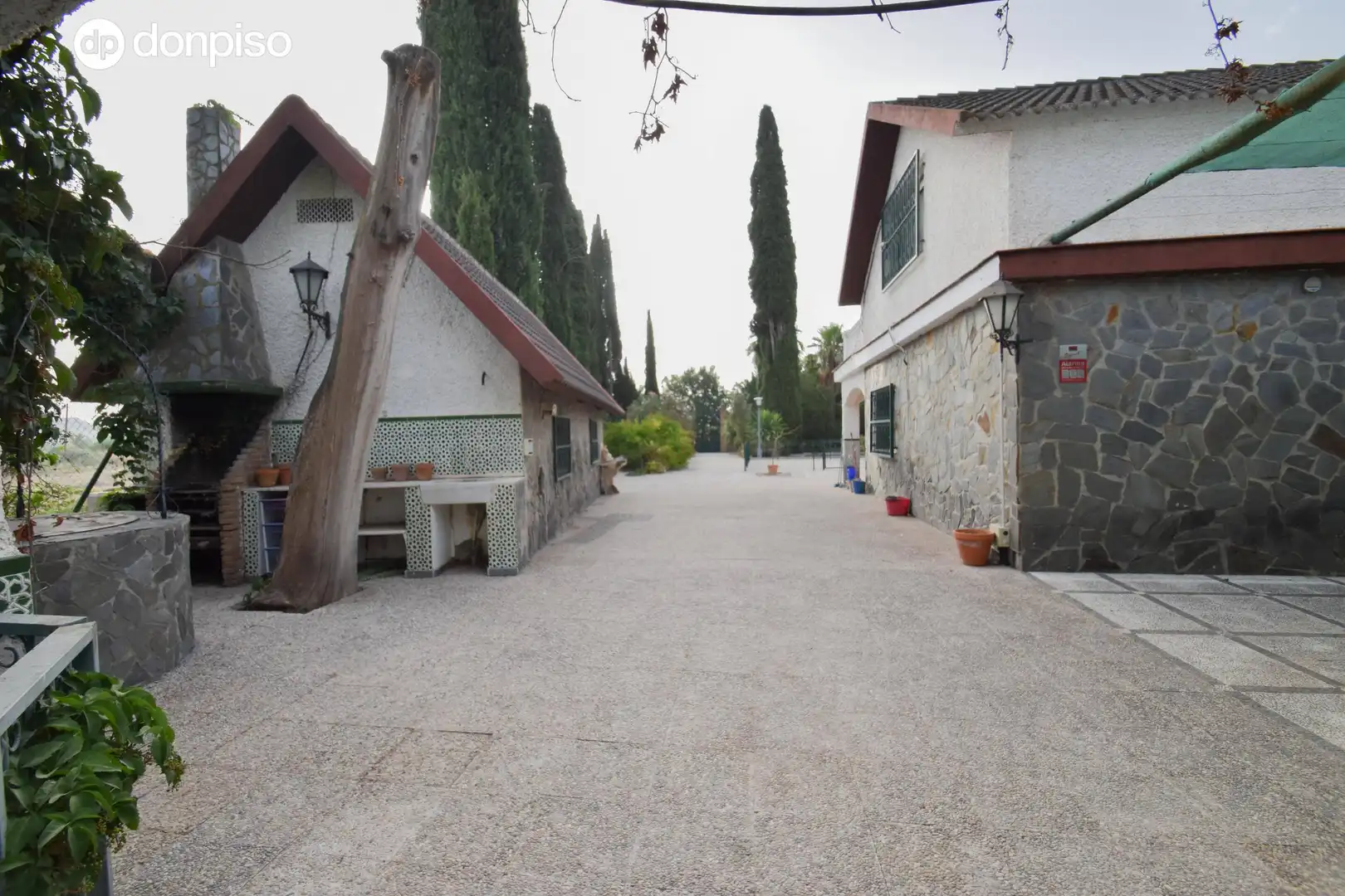 Vista exterior de Casa o xalet en venda en Chauchina amb Jardí privat, Parquet i Terrassa