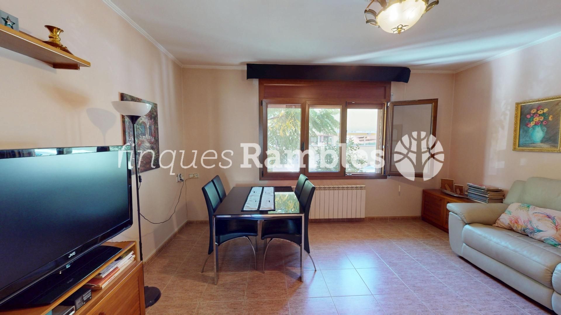 Living room of Flat for sale in La Torre de Claramunt  with Heating