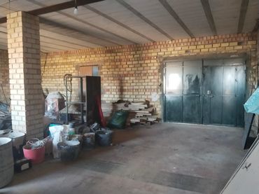 Casa rústica con piscina en venta en Gerena