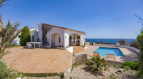Villa mediterránea en primera línea con vistas panorámicas en Salgar, Menorca