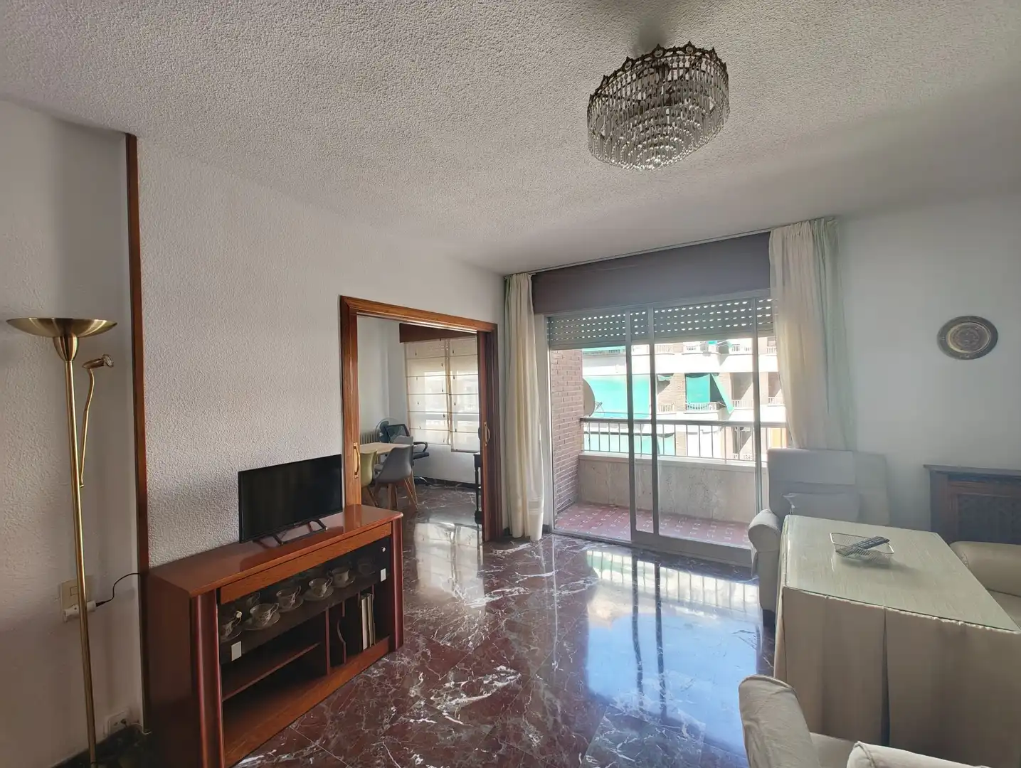 Living room of Flat for rent in Granada  with Air Conditioner, Heating and Furnished