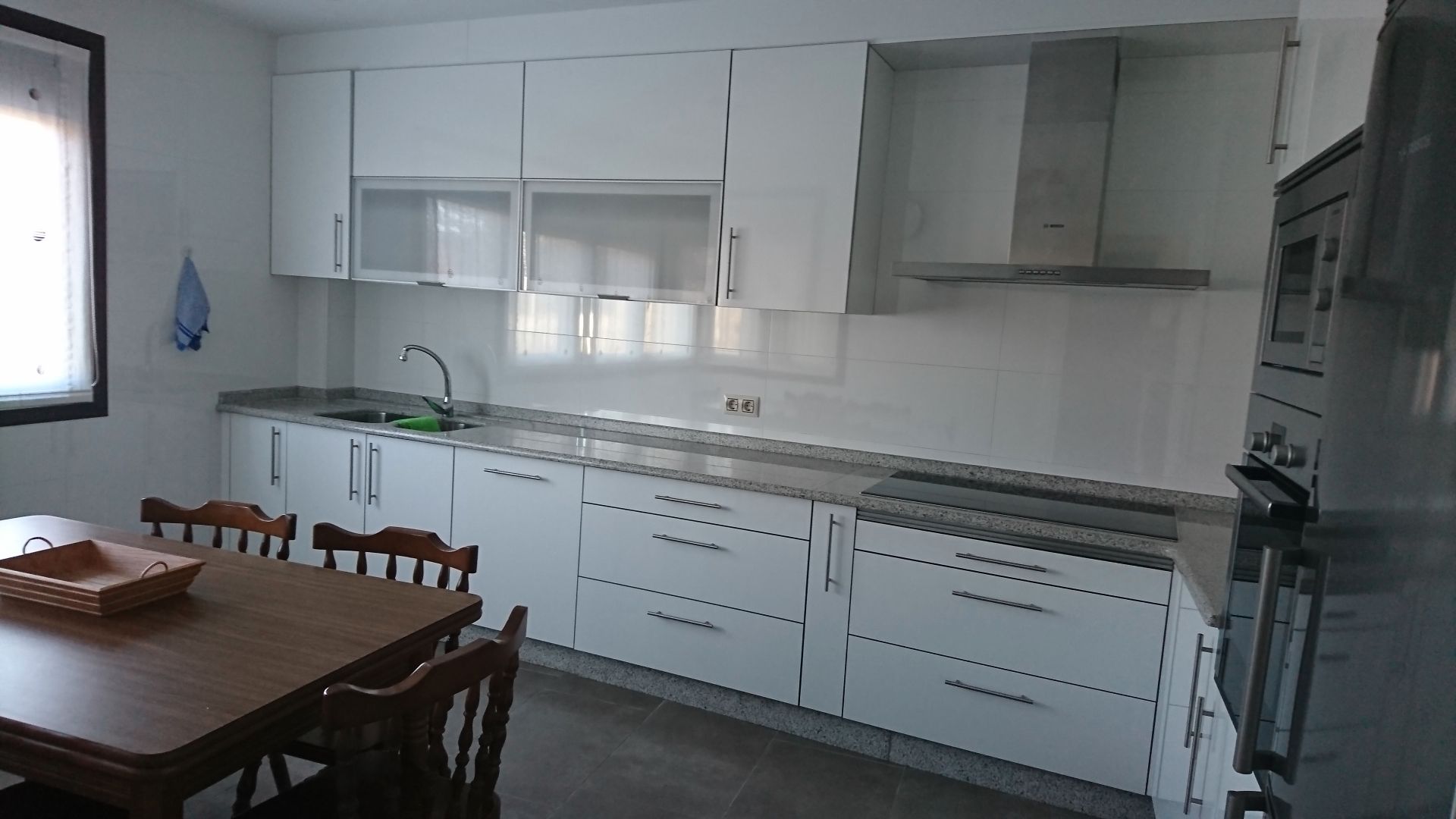 Kitchen of House or chalet to rent in Santiago de Compostela   with Heating, Parquet flooring and Furnished