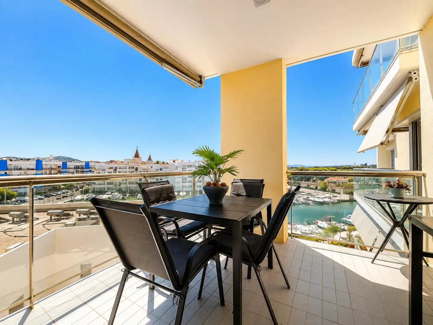 Apartment with terrace for sale in Avenida DEL PASTOR, imagen 3