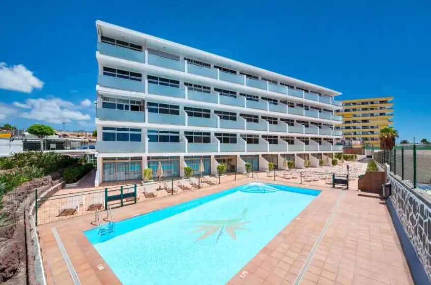 Exterior view of Flat for sale in San Bartolomé de Tirajana  with Private garden, Terrace and Furnished