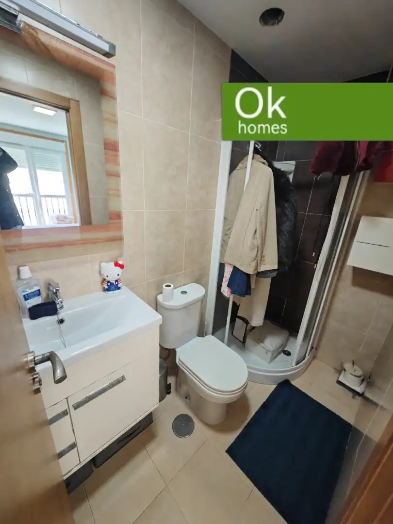 Bathroom of Flat for sale in Arteixo  with Heating, Parquet flooring and Terrace