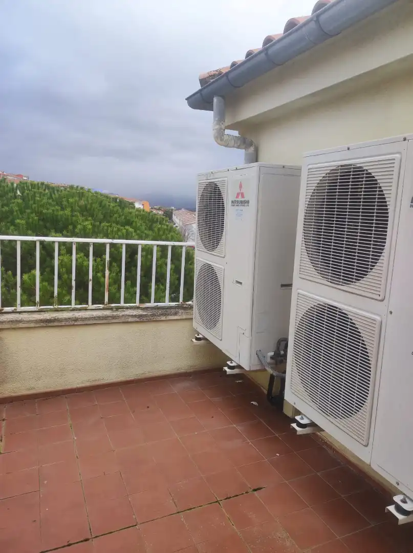 Balcony of Houses for sale in Plasencia  with Air Conditioner, Heating and Terrace