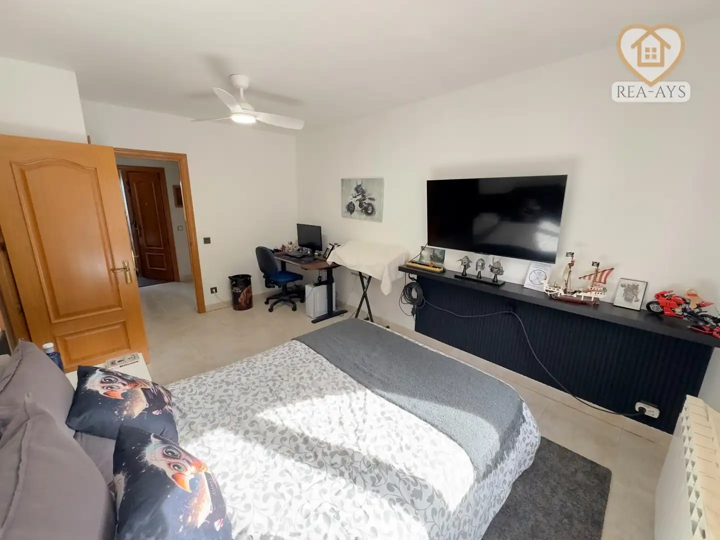 Habitación de Casa o chalet en venta en Vallirana con Calefacción, Jardín privado y Terraza