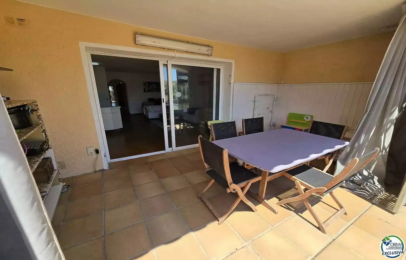 Terraza de Piso en venta en Empuriabrava con Aire acondicionado, Jardín privado y Amueblado