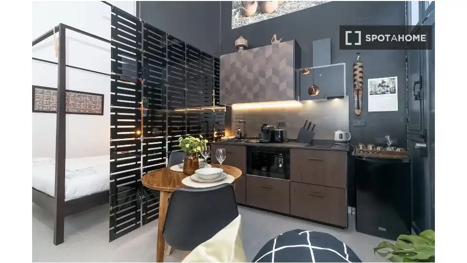 Kitchen of Apartments for share in Valencia  with Air Conditioner, Terrace and Furnished