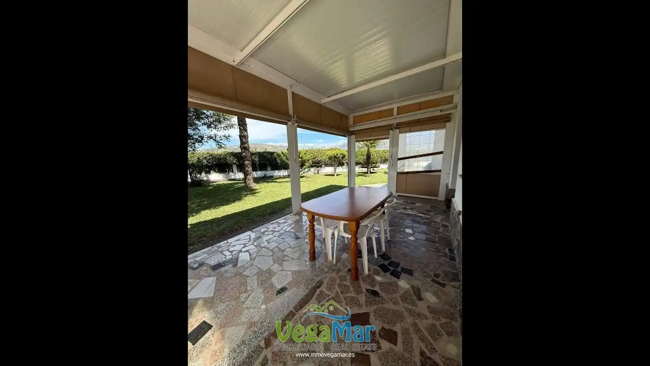 Casa o xalet de lloguer en Salobreña amb Jardí privat, Terrassa i Piscina