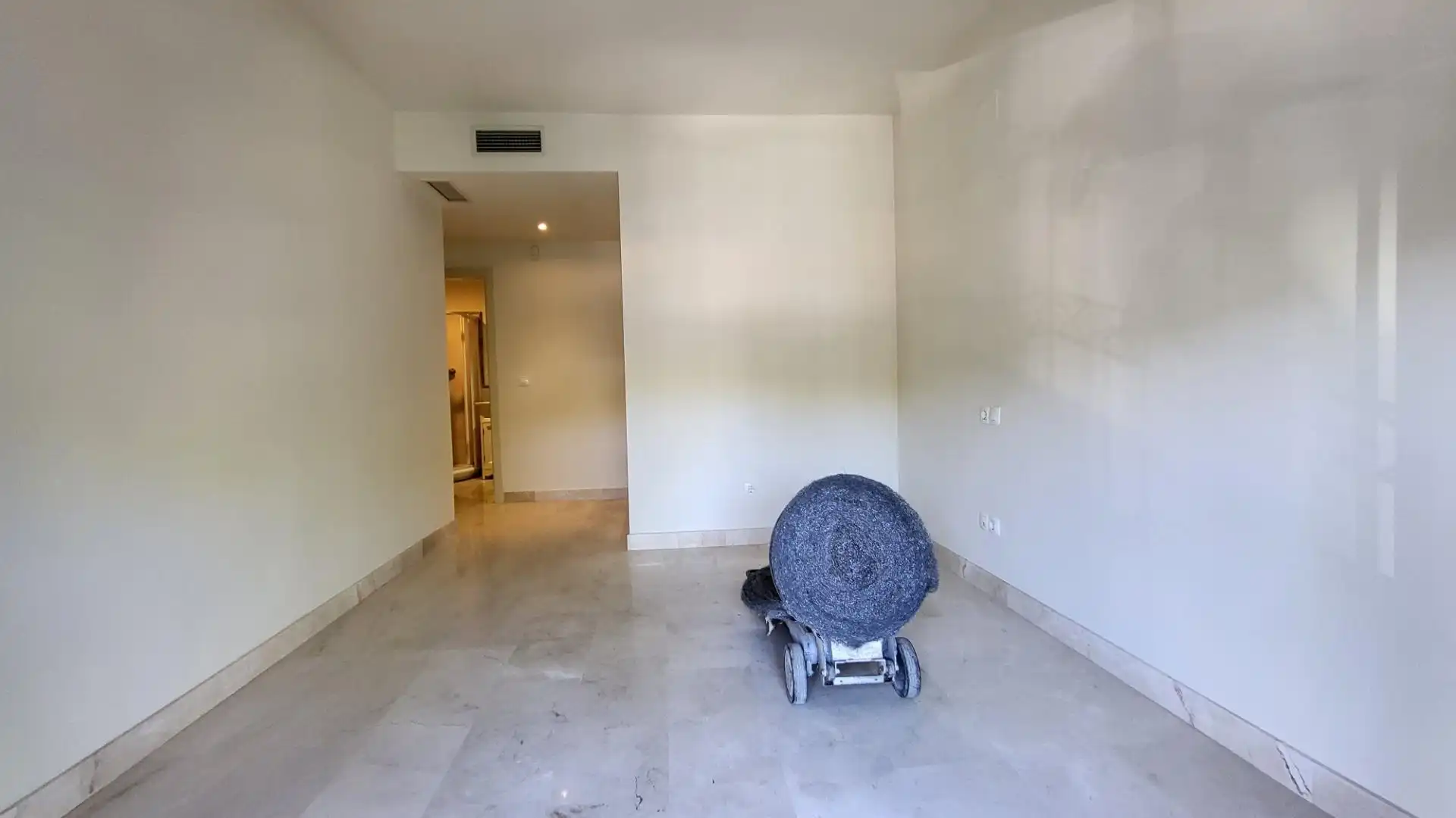 Apartamento con terraza en venta en Nueva Andalucía, imagen 42