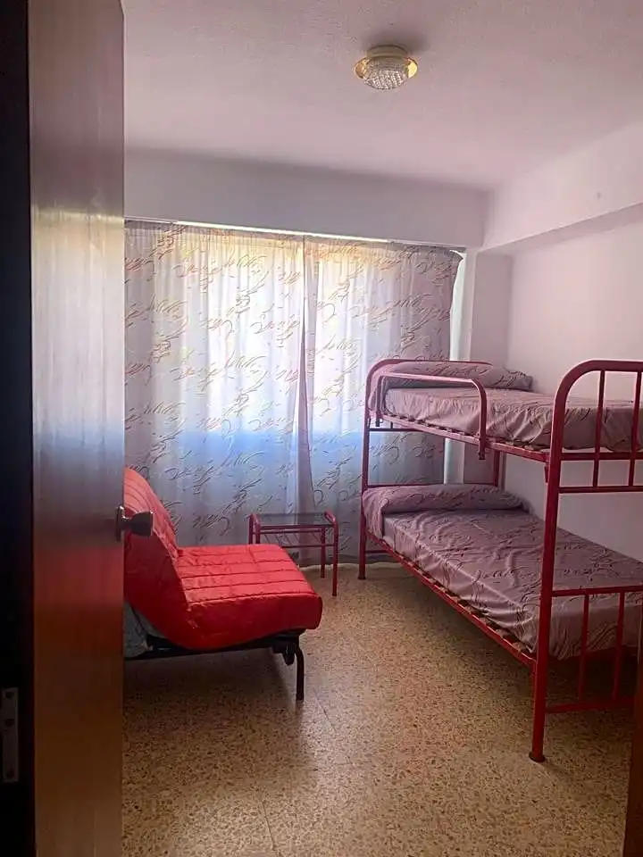 Dormitori de Apartament de lloguer en Benicasim / Benicàssim amb Aire condicionat, Terrassa i Moblat