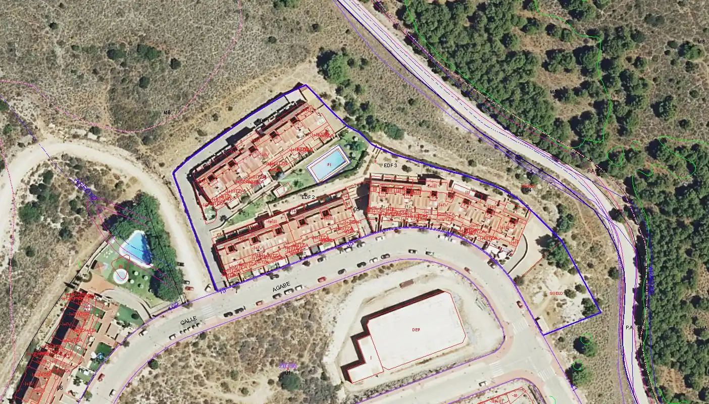 Vista exterior de Garatge en venda en Benalmádena